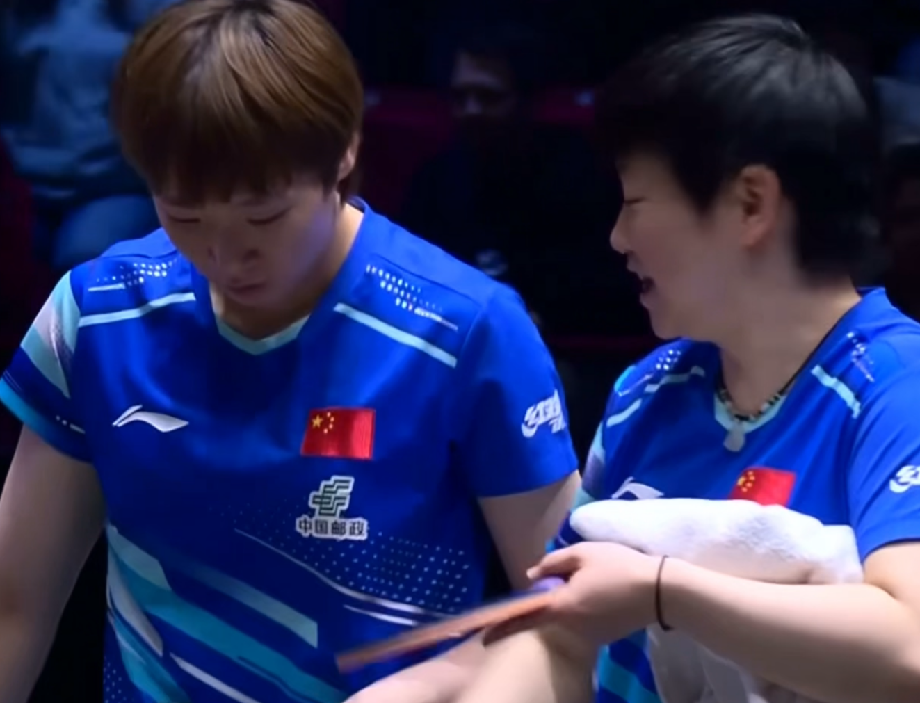 典礼的时候, 保持了一个 典礼的时候, 保持了一个