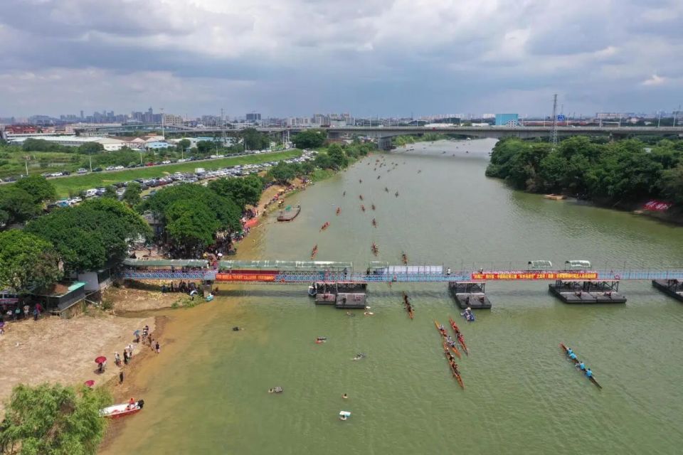 com, 油助威, 一的动作